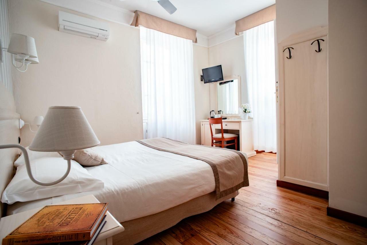 Hotel Villa Aurora Lezzeno Kültér fotó